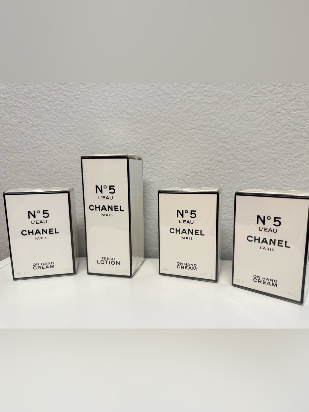 100% Auth Chanel N°5 L’Eau Fresh Lotion & N°5 L’Eau On Hand Cream NIB bundle
